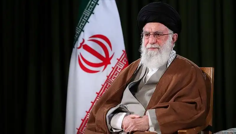 İran Lideri Hamaney'den Tehdit: "İsrail Sert Bir Karşılık Alacak"