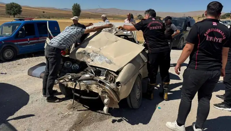 Kahramanmaraş’ta Kamyonet-Otomobil Çarpışması: Kazanın Detayları