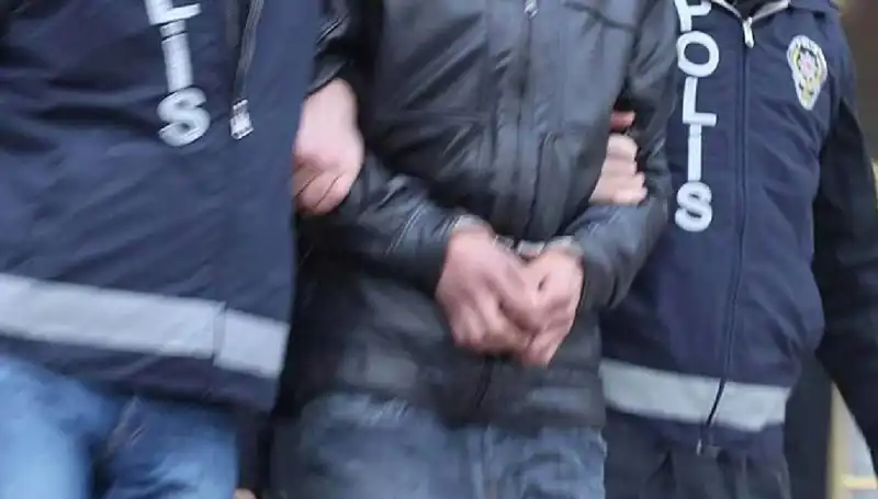 Osmaniye'de Uyuşturucu Operasyonu: 7 Kişi Tutuklandı, Şehirde Endişe Yaratıyor