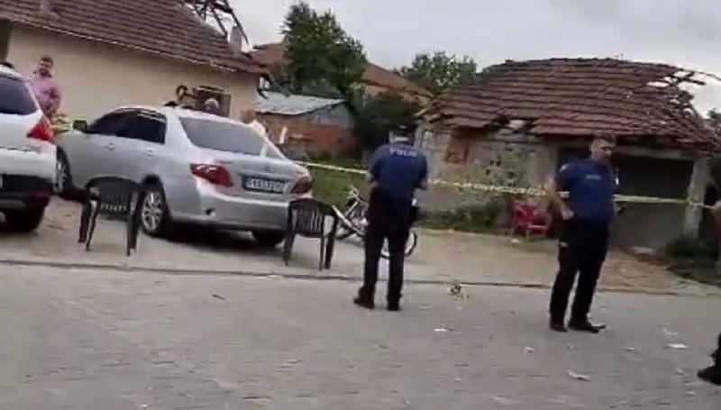 Tuvalette Yakalanan Sapkın Cinayet Şüphelisi Şok Yarattı