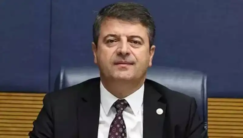 Adıyaman Belediye Başkanı Abdurrahman Tutdere Görevine İade Edildi: Detaylar ve Sonuçlar