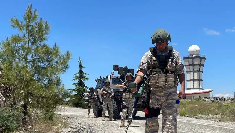 Bayramda Nöbette Olan Mehmetçik, Vatan Sevgisini Daima Yaşatıyor