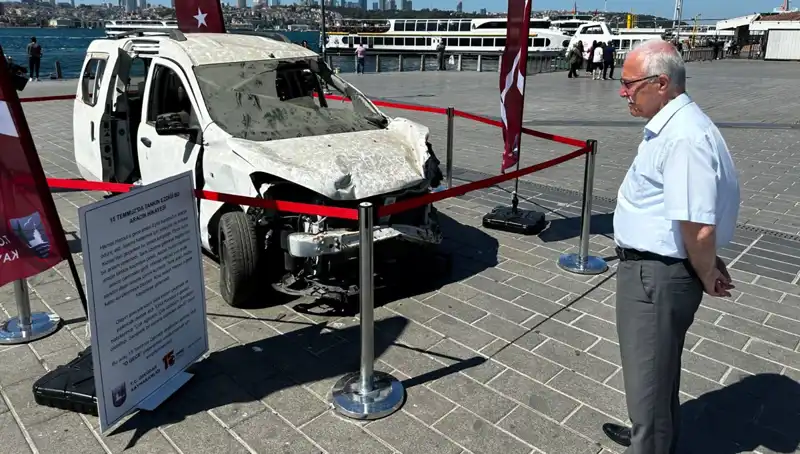 15 Temmuz Darbe Girişiminde Tank İle Ezilen Araçlar Sergilendi!