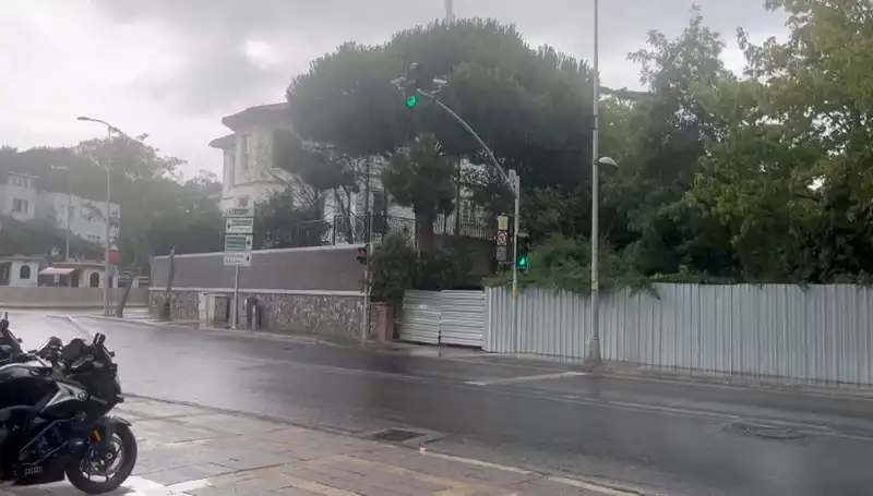 İstanbul'u Vuran Sağanak Yağışlar: Altyapı Sorunları Yeniden Gündemde!