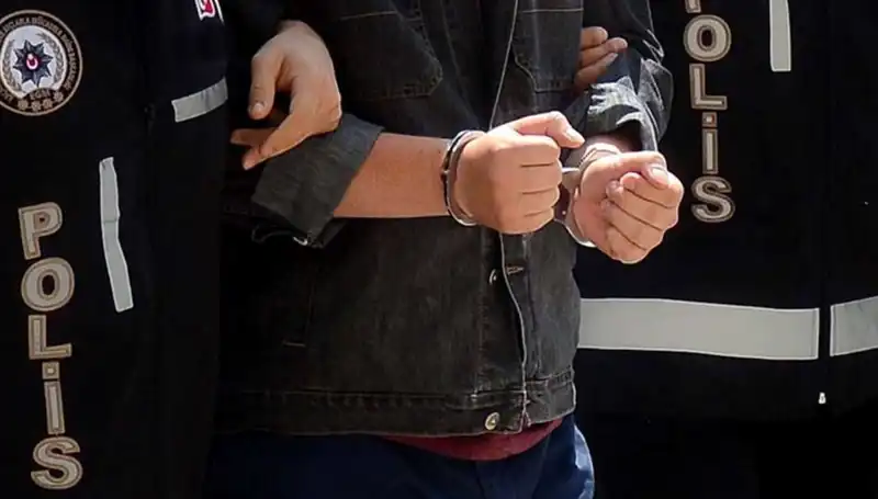 Kayseri’de Yasa Dışı Silah Ticareti: İki Zanlı Operasyonda Ele Geçirildi