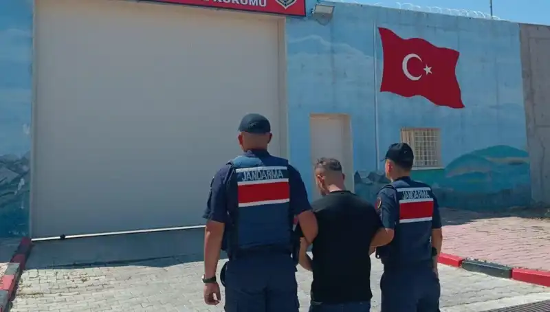 Afyon'da Yakalanan Aranan 9 Kişinin Suç Dosyası Neler İfade Ediyor?