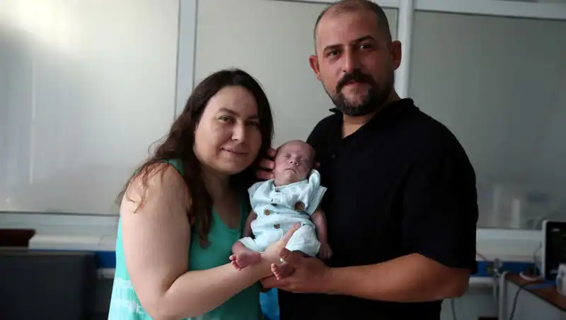 800 Gram Doğdu, 4 Ay Yoğun Bakımda Kaldı: Minik Bebeğin Zorlu Hayat Mücadelesi